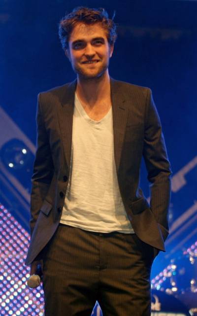 pattinson-burberry pattinson-burberry