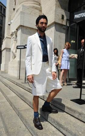 Marco-Mengoni-Salvatore-Ferragamo-SS14-Men-s-Show-Gettyimages-Low-Res mengoni sfilata Ferragamo