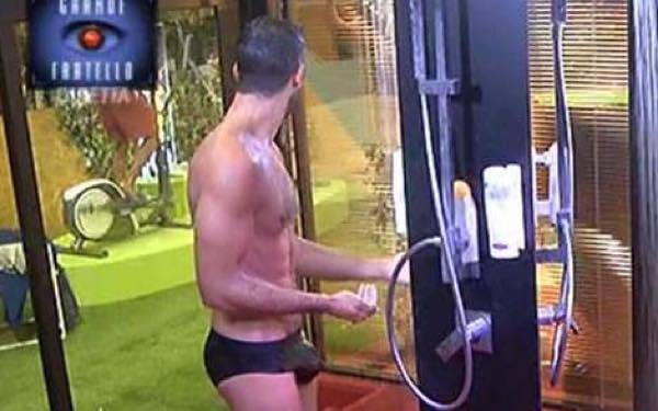 Giovanni-Angiolini-nudo