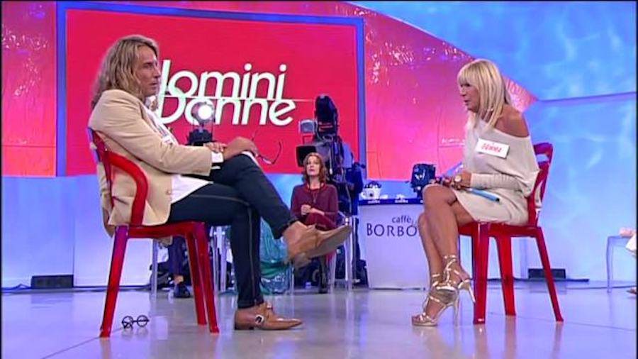 Uomini e donne Gemma ci riprova con Marco e lui le da il due di picche