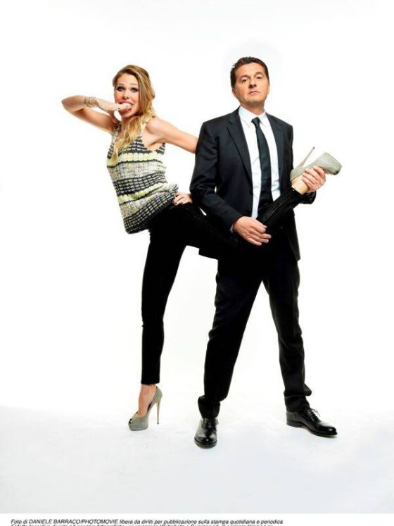 Ilary Blasi lascia Le Iene dopo 8 anni alla conduzione ultima puntata per lei