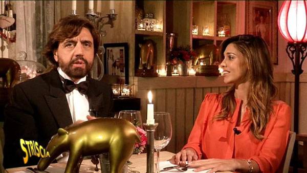 Belen Rodriguez Striscia La Notizia