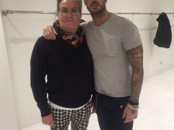 Fabrizio Corona in passerella per Rocco Barocco alla Milano Fashion week