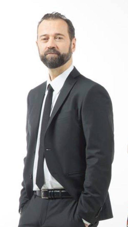 volo le iene mutande arcobaleno