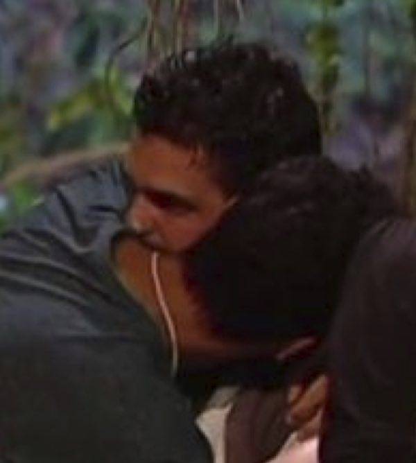 Jonas Berami e Cristian Gallella l'affetto e l'amicizia continua e Cristian piange