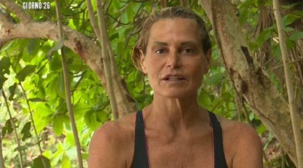 Isola dei famosi Simona Ventura lascerà Playa Soledad se dovesse vincere al telefoto con l’ultimo eliminato?