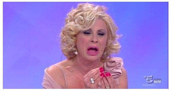 Uomini e donne Tina Cipollari e le litigate più storiche e trash mai viste