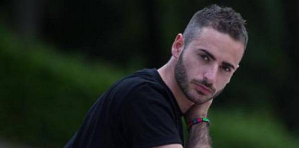 Uomini e Donne trono gay vi piace il primo tronista arcobaleno?