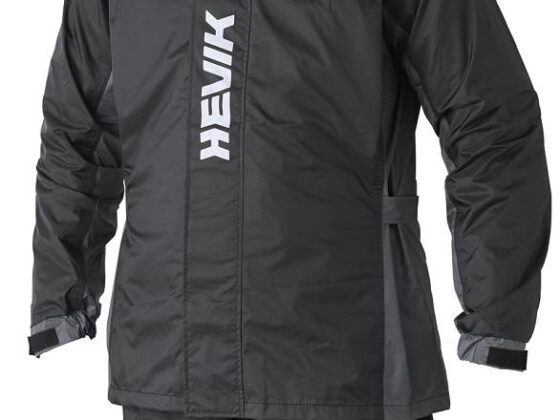 In moto con Hevik: Ecco i nuovi completi waterproof unisex che uniscono