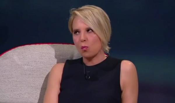 Maria De Filippi le lacrime di commozione per la morte della madre da Costanzo