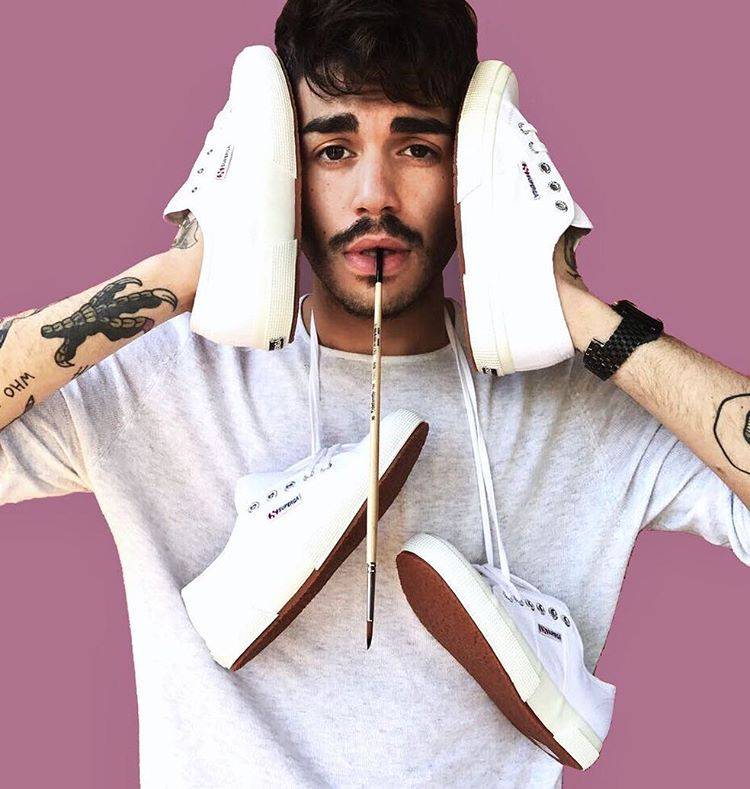 Uomini e Donne: un nuovo tronista gay famoso che sconvolgerà il programma