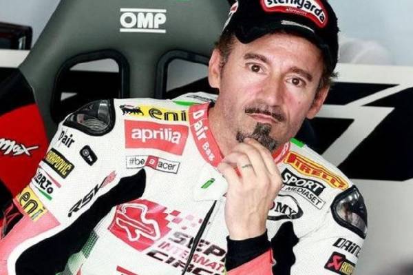Max Biaggi in ospedale dopo l'incidente ma i colleghi piloti lo hanno dimenticato?