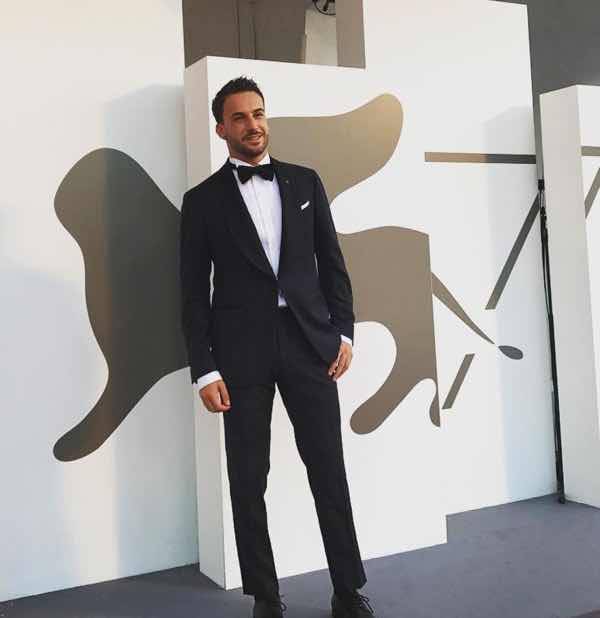 Mostra del cinema di Venezia il look chic di Andreas Muller di Amici