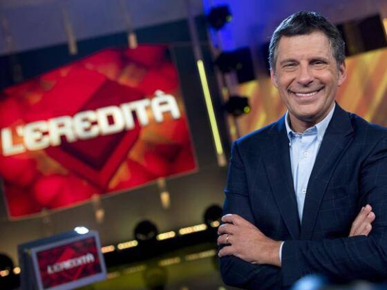 Fabrizio Frizzi ricoverato per Ischemia in corso accertamenti, lui è vigile