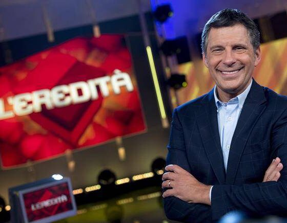 Fabrizio Frizzi ricoverato per Ischemia in corso accertamenti, lui è vigile