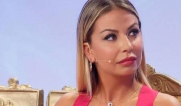Uomini e Donne Sabrina Ghio piange in puntata per la figlia