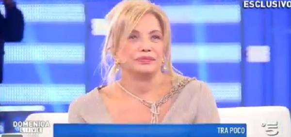 Grande Fratello vip Giulia De Lellis derisa a Domenica Live. Non sarà più opinionista?