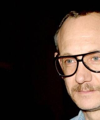 Terry Richardson licenziato da Vogue, il fotografo accusato di molestie