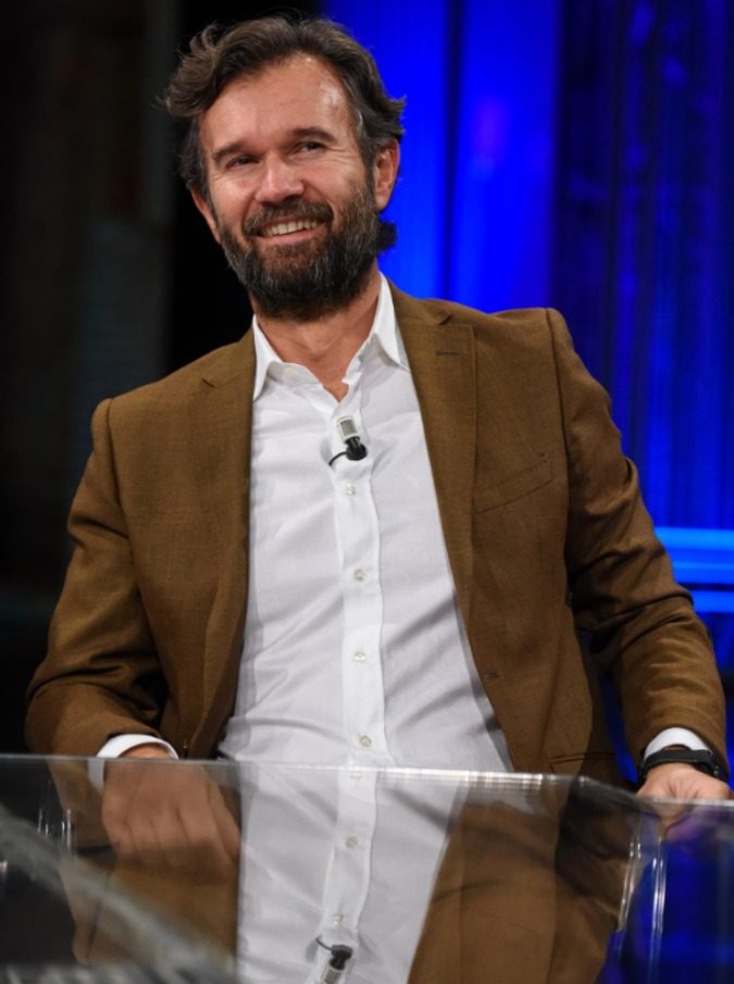 Carlo Cracco riceve una stella vera nella costellazione