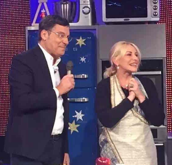 Fabrizio Frizzi dopo il terribile malore torna in tv e la gente piange