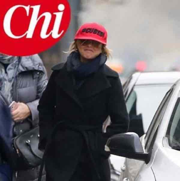 Nadia Toffa ecco la prima foto dopo i malore fuori dall'ospedale