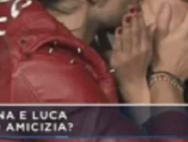 Luca Onestini e Ivana finalmente c'è il bacio FOTO