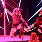 Effetto Maneskin a X Factor 2017 la moda dell'uomo in tacco a spillo torna in scena