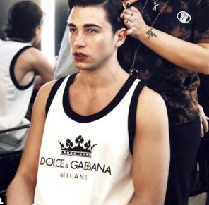 Ricky Riccardo Marcuzzo per Dolce e Gabbana la sfilata a Milano Moda Uomo