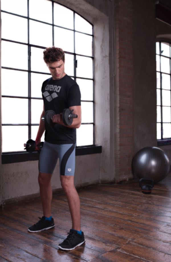 Moda primavera estate 2018 sport i capi tecnici e le tendenze del momento