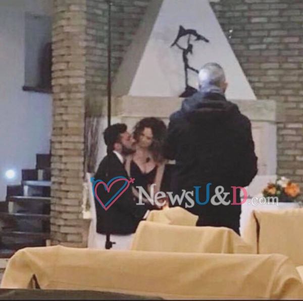 Anticipazioni Uomini e donne Sara esce di nuovo con Lorenzo ecco la foto in esterna