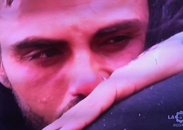 Francesco Monte piange all'Isola siamo vicini alla squalifica?