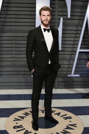 Oscar 2018 abiti e stilisti Burberry ha vestito LIAM HEMSWORTH e MARTIN MCDONAGH