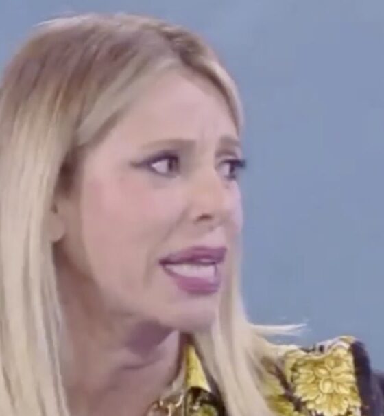 Alessia Marcuzzi urla contro Eva Henger e scatta a lite all'Isola e poi c'è un fuori onda