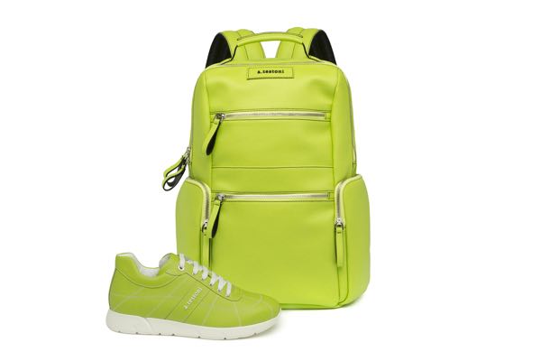 Scarpe e zaino per la festa del papà i modelli da regalare