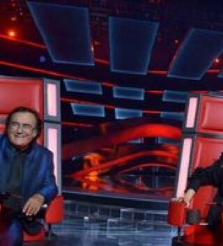 Albano e Romina ballerini a Ballando con le stelle Albano corteggia Cristina Scabbia