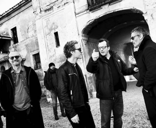 Biagio Antonacci nel suo ultimo video ci sono Beppe e Rosario Fiorello