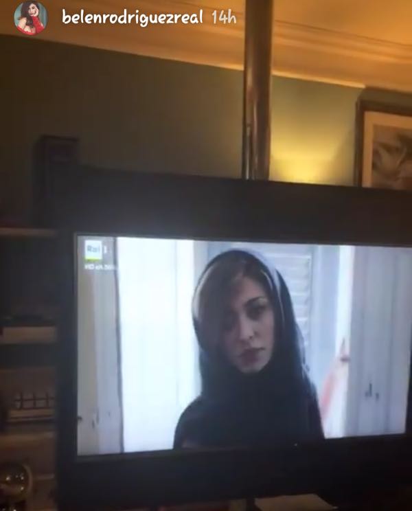 Belen snobba De Martino di ritorno dall'Isola dei famosi e non guarda l'Isola