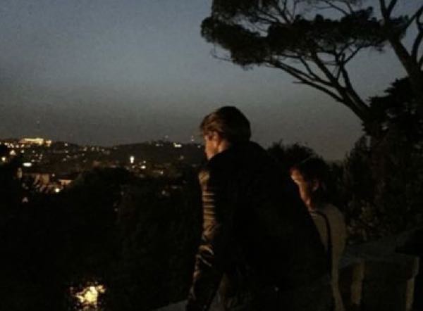 Nicolò Brigante prima della scelta avvistato di notte a Roma con una ragazza (segnalazione)