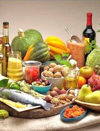 La dieta mediterranea fa bene ecco come farla contro le rughe e l'invecchiamento