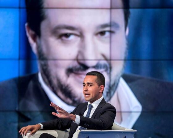 Di Maio non vuole Berlusconi al Governo ma sceglie Salvini al suo posto