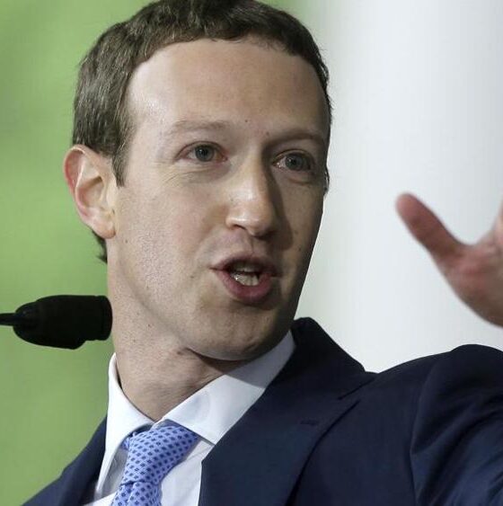 Facebook boom delle richieste di cancellazioni account anche ad aprile, che succede?