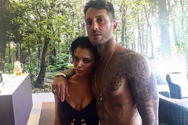 Silvia Provvedi su Corona: "Ho dato a Fabrizio un ultimatum, è troppo geloso"