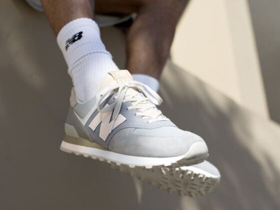 New Balance sneaker ecco la scarpa 574 retro surf