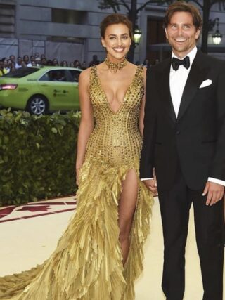 Met Gala 2018 red carpet per Irina Shayk e Bradley Cooper i più fotografati