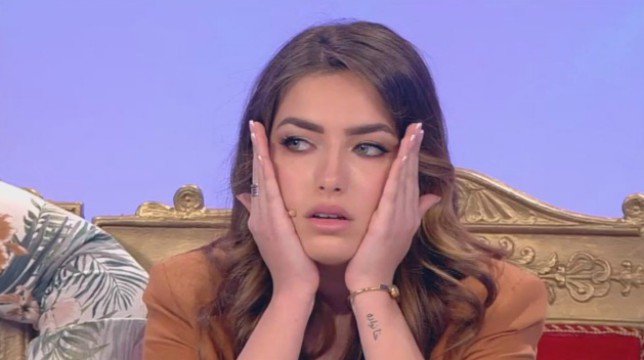 Nilufar ammette:"Stavo con Stefano", la rivelazione shock in studio della tronista