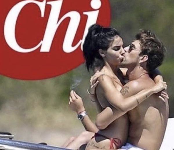 Giulia De Lellis bacio appassionato con Damante in Sardegna, la foto