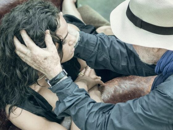 Calendario Pirelli 2019 foto backstage con Casta, Gigi Hadid, Julia Garner