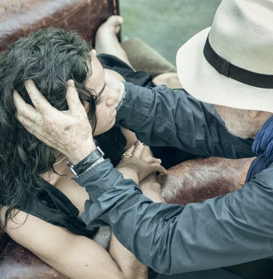 Calendario Pirelli 2019 foto backstage con Casta, Gigi Hadid, Julia Garner