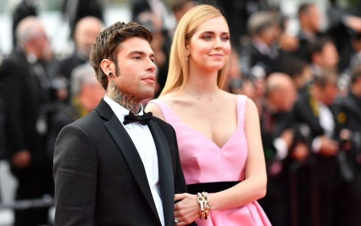 Fedez sposa Chiara Ferragni: abito, look e l'arrivo a Noto
