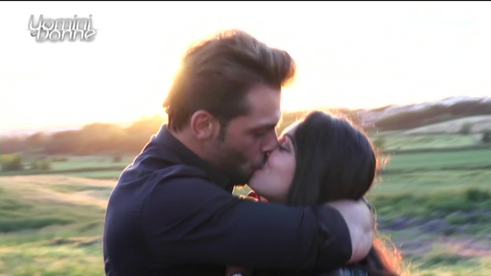 Mariano e Valentina di Uomini e donne si sono lasciati le parole di lei